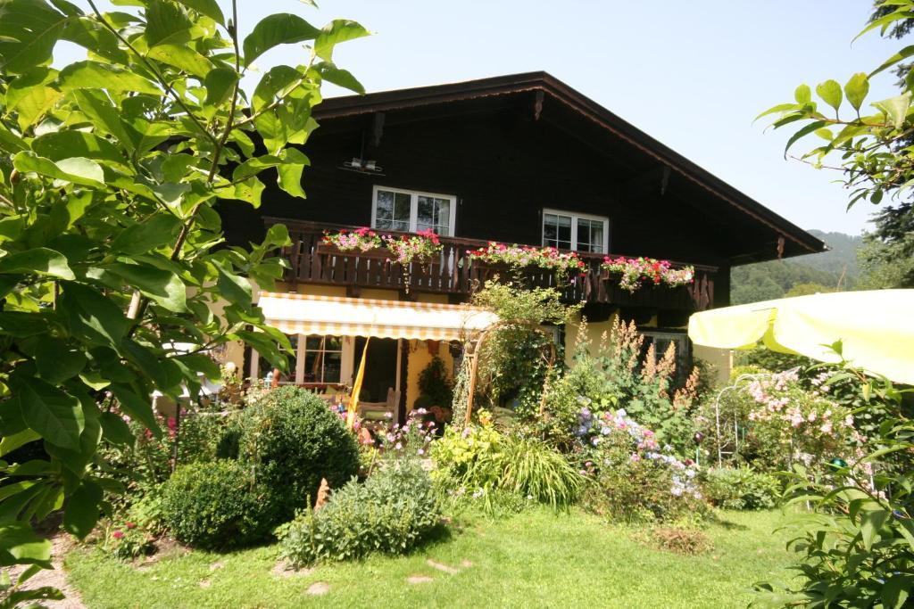 Villa Haus am Schilift Sankt Gilgen Exterior foto